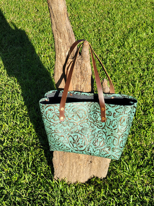 Medium Tote